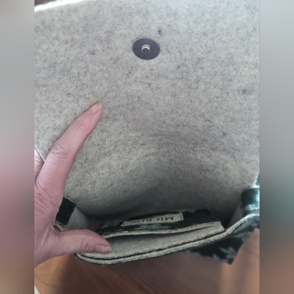 Felted wool bag Crossbody - Picture 7 of 7